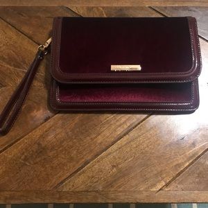 NWT Women’s maroon clutch